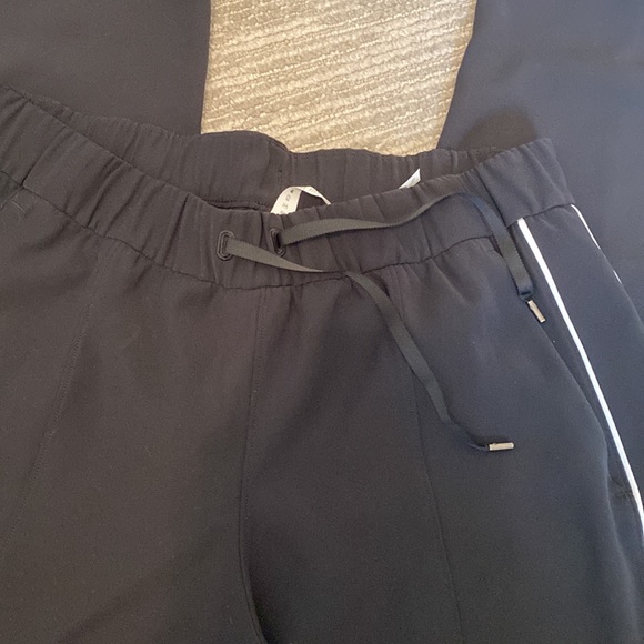 Lululemon track pant - Picture 6 of 6